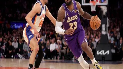 73岁帅将创奇迹！罗马豪取7连胜，14轮全胜，逼近意甲前四仅差一步